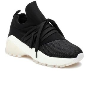 JSlides Women's Morrow Black Sneaker - Size 8